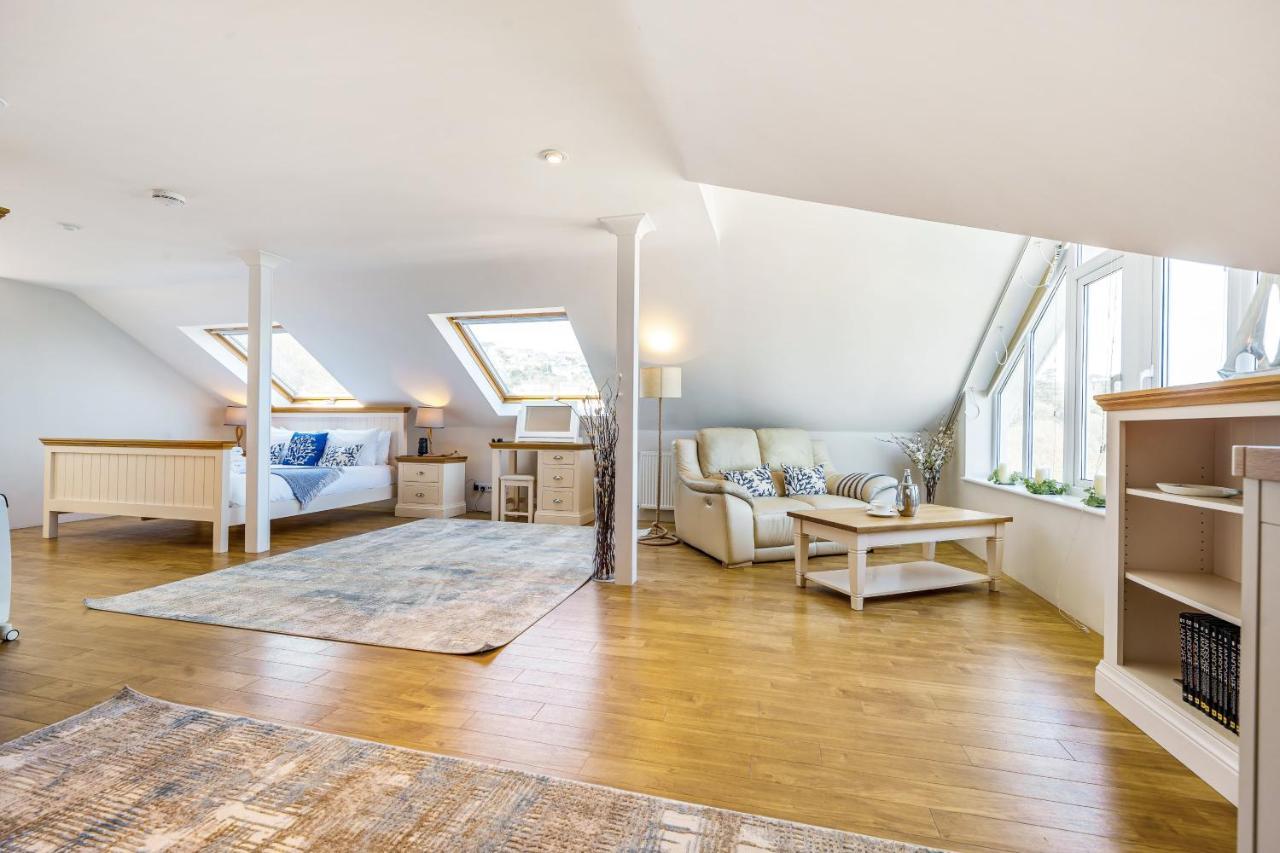 Carbis Bay - Luxury 3 Bed Penthouse Apartment With Sea Views Parking Sauna Balcony Exterior foto